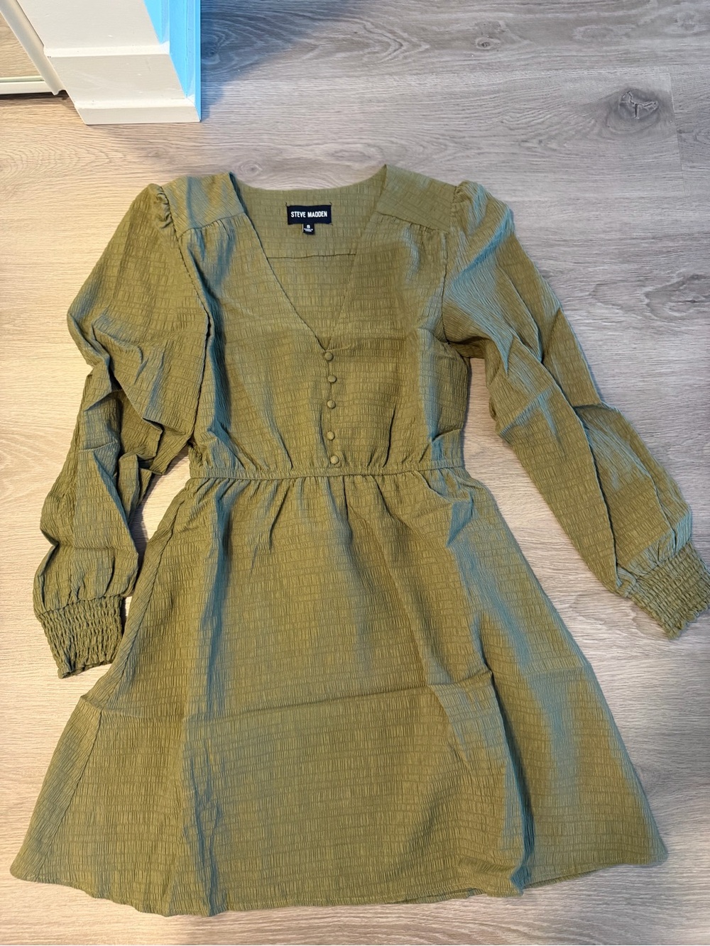 Steve Madden Olive Green Textured Long Sleeve Dress – Size S